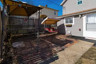 136 Hull St, Crooksville, OH 43731 - Photo 27