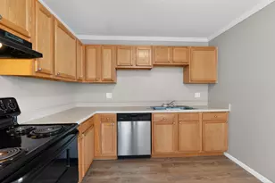 1657 Eastbrook Dr S, Columbus, OH 43223 - Photo 15