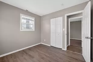 1657 Eastbrook Dr S, Columbus, OH 43223 - Photo 19