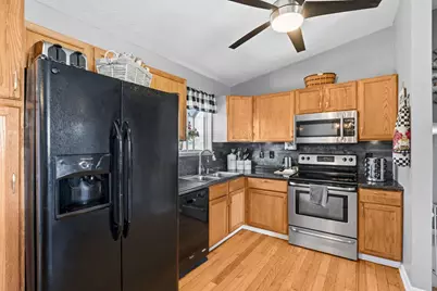 3939 Marsha Drive, Columbus, OH 43207 - Photo 9