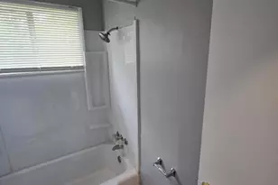 857 Regina Ct, Columbus, OH 43204 - Photo 25