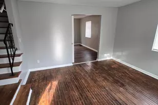 857 Regina Ct, Columbus, OH 43204 - Photo 3