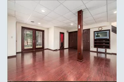 905 Center Court, Zanesville, OH 43701 - Photo 21