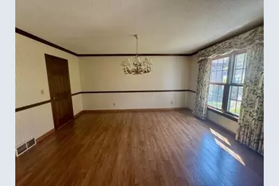 905 Center Court, Zanesville, OH 43701 - Photo 33