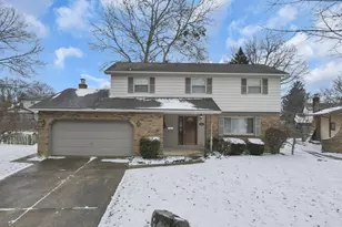 1852 Balsamridge Rd, Columbus, OH 43229 - Photo 5