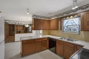 1852 Balsamridge Rd, Columbus, OH 43229 - Photo 15