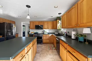 335 Willow Rd, Springfield, OH 45502 - Photo 33