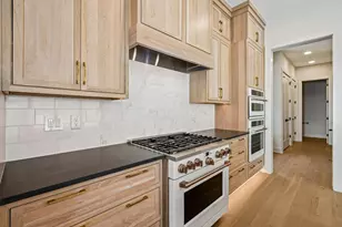 2822 Kobuk Dr, Columbus, OH 43228 - Photo 9