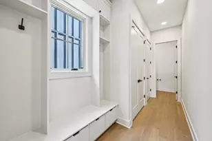 2822 Kobuk Dr, Columbus, OH 43228 - Photo 25