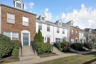 1010 Hartford Village Blvd, Columbus, OH 43228 - Photo 3