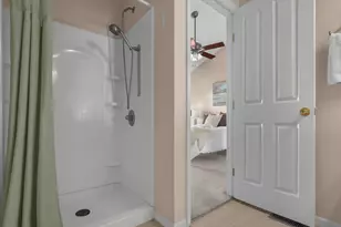 1010 Hartford Village Blvd, Columbus, OH 43228 - Photo 23