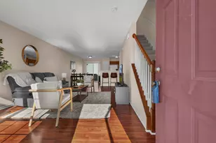 1010 Hartford Village Blvd, Columbus, OH 43228 - Photo 7