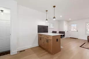 2257 Swansea Rd, Columbus, OH 43221 - Photo 15