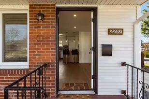 2257 Swansea Rd, Columbus, OH 43221 - Photo 5