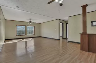 14753 State Route 37 E, Crooksville, OH 43731 - Photo 9