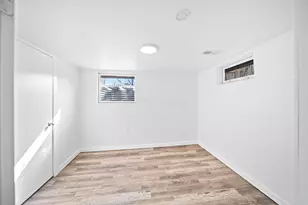 964 E Weber Rd, Columbus, OH 43211 - Photo 27