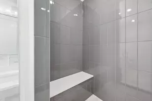 270 Dickenson St, Columbus, OH 43215 - Photo 23