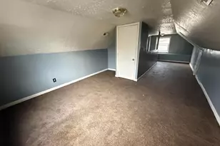 2411 Lindale Rd, Columbus, OH 43224 - Photo 9