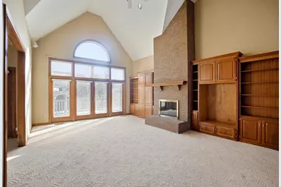 6035 Winnebago Street, Grove City, OH 43123 - Photo 7