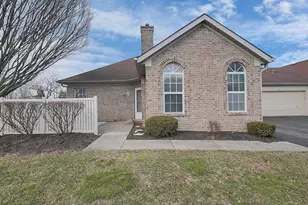 291 Pointe Pl, Westerville, OH 43082 - Photo 1