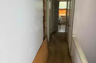 915 Old Leonard Ave, Columbus, OH 43203 - Photo 11