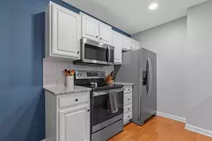 8378 Greyhawk Cir, Columbus, OH 43240 - Photo 11