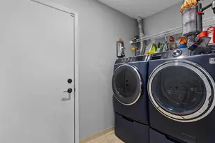 8378 Greyhawk Cir, Columbus, OH 43240 - Photo 25