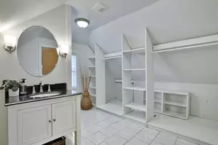 435 E Beaumont Rd, Columbus, OH 43214 - Photo 25