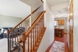 946 Lateglow Ct, Newark, OH 43055 - Photo 3