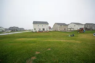 801 Blackmore Dr, Delaware, OH 43015 - Photo 61