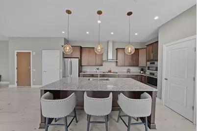 250 W Spring Street #413, Columbus, OH 43215 - Photo 5