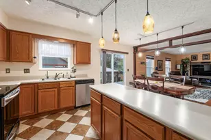 1429 Milridge Dr, Marysville, OH 43040 - Photo 11