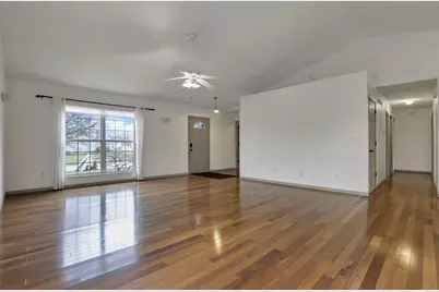 5927 Whitehaven Drive, Galloway, OH 43119 - Photo 5