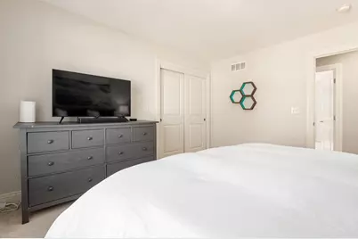 8118 Saybrook Drive, Westerville, OH 43082 - Photo 25