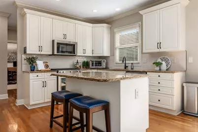 8118 Saybrook Drive, Westerville, OH 43082 - Photo 3