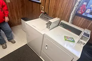 27 E New Haven St, Bloomville, OH 44818 - Photo 7