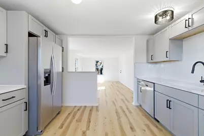 1884 Barnett Court W, Columbus, OH 43227 - Photo 19