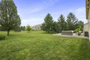 6351 Beaumont Square, Lewis Center, OH 43035 - Photo 73