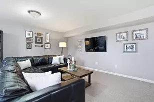 6351 Beaumont Square, Lewis Center, OH 43035 - Photo 63