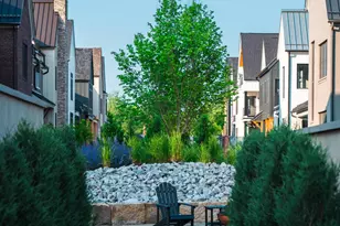 2368 Quarry Trails Dr, Columbus, OH 43228 - Photo 7