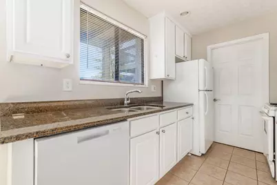 2727 Greystone Drive #A, Columbus, OH 43220 - Photo 15