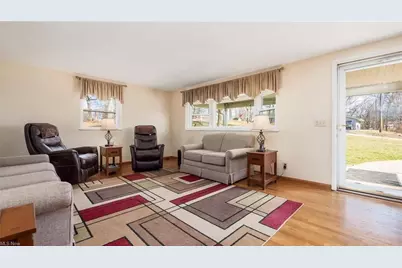 3965 Dorothy Drive, Zanesville, OH 43701 - Photo 3