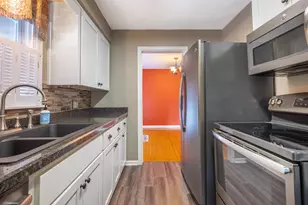 451 Lawnview Ave, Springfield, OH 45505 - Photo 11