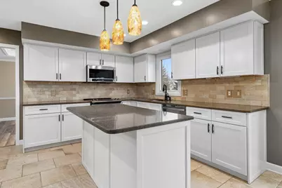 2822 Big Sur Drive, Lewis Center, OH 43035 - Photo 17