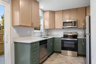 7902 Woodhouse Ln, Columbus, OH 43085 - Photo 11