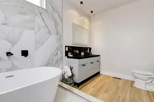 1042 McAllister Ave, Columbus, OH 43205 - Photo 27