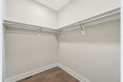 2256 Quarry Trails Drive, Columbus, OH 43228 - Photo 37