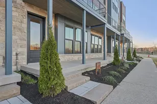 2256 Quarry Trails Dr, Columbus, OH 43228 - Photo 5