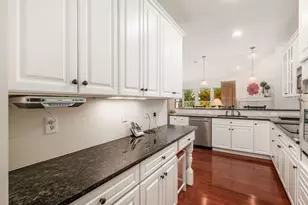 210 Tinley Park Cir, Delaware, OH 43015 - Photo 9