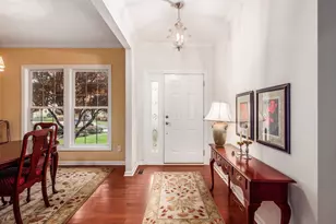 210 Tinley Park Cir, Delaware, OH 43015 - Photo 3